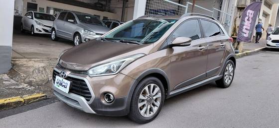 HYUNDAI HB20X 1.6 16V PREMIUM FLEX 4P AUTOMÁTICO